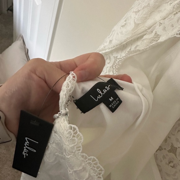 🆕👗 Lulus lace mini dress 👗 🆕 - Picture 2 of 8